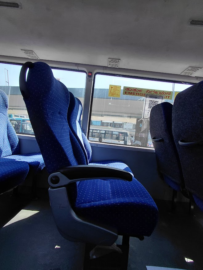 Volvo 8400 enjoyer tweet media