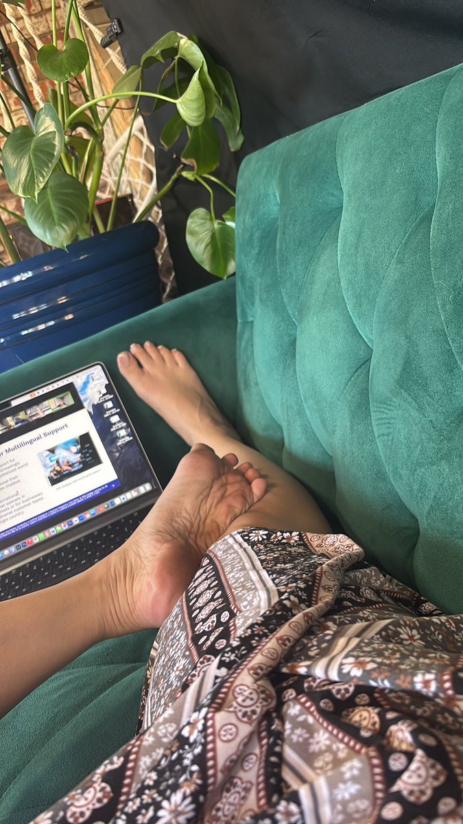 Stompira tweet media