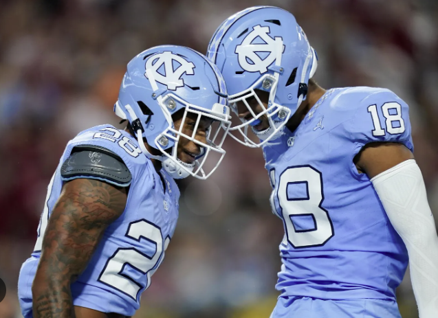 braydenbonik's tweet image. I’m grateful to have received my 40th offer from the University of North Carolina After a talking with @nichols_ty

@Coach_LaFavers @GPowersScout @TFloss32 @jackson_dip @samspiegs @DonnieBaggs_ @BillyGranville @adamgorney @MikeRoach247 @SWiltfong @TomLoy247 @CodyBellaire