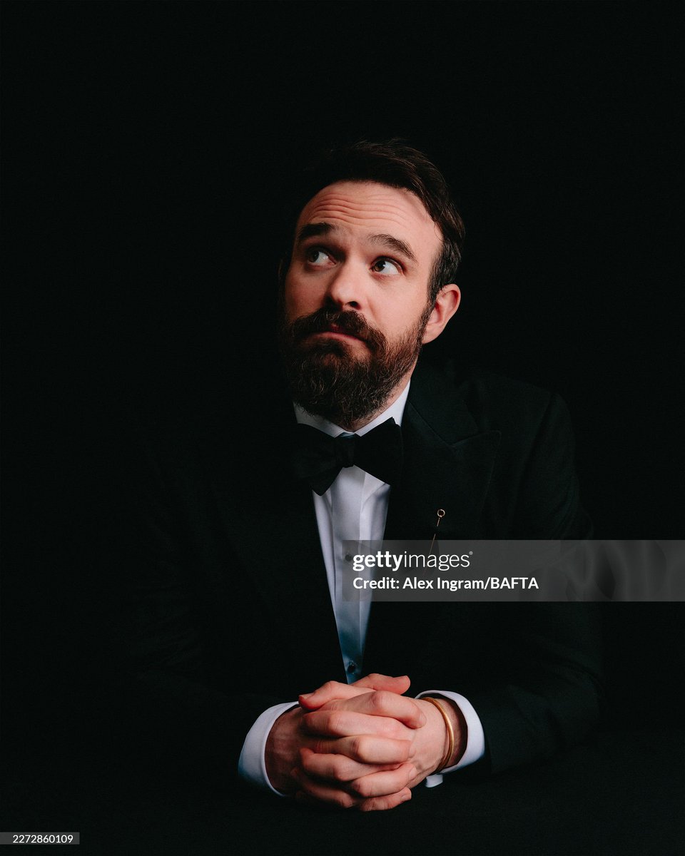 charliecoxbr's tweet image. Charlie Cox é o homem mais lindo e essas fotos provam isso 🤗
📸: alexingramphoto/GettyImages/BAFTA 
#DaredevilBornAgain 
#baftagamesawards