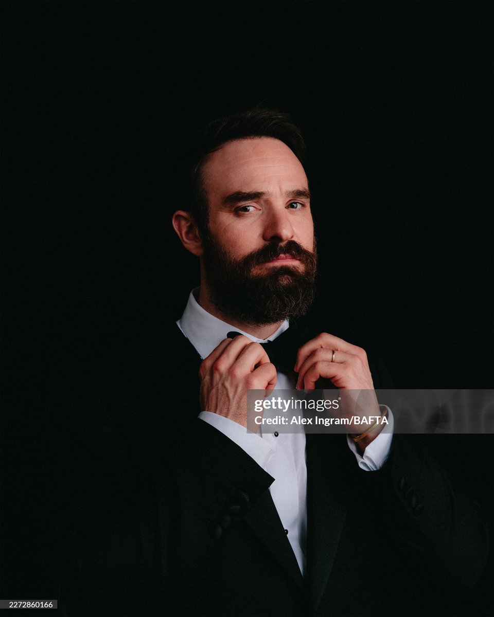charliecoxbr's tweet image. Charlie Cox é o homem mais lindo e essas fotos provam isso 🤗
📸: alexingramphoto/GettyImages/BAFTA 
#DaredevilBornAgain 
#baftagamesawards