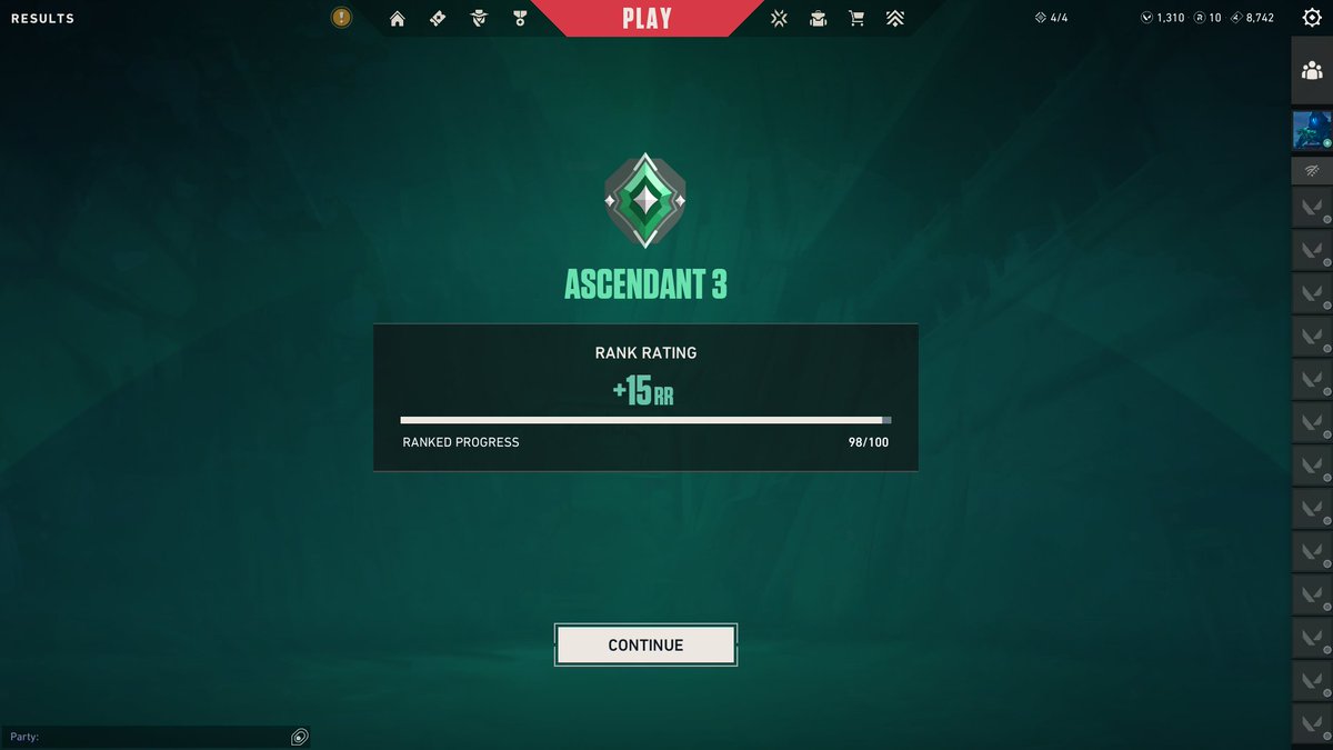 Discord Mod tweet media