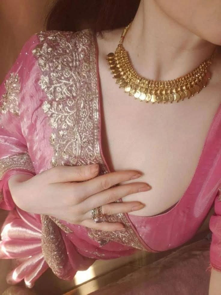 🦋UNZILA H么REEM 🦋 tweet media