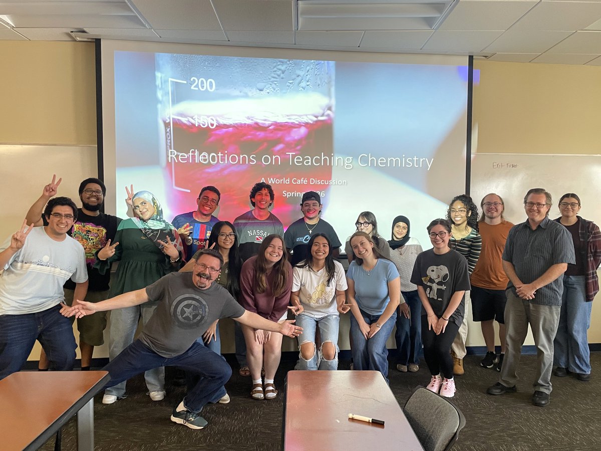 UCFChemistry's tweet image. Congratulations to the newest cohort of #Chemistry Learning Assistants!
This talented group of LAs, majoring in Chemistry, Forensic Science, Biology, Biomedical Sciences, Psychology, and Biotechnology, helped support over 2,000 students in chemistry courses. 
#UCF #student #STEM
