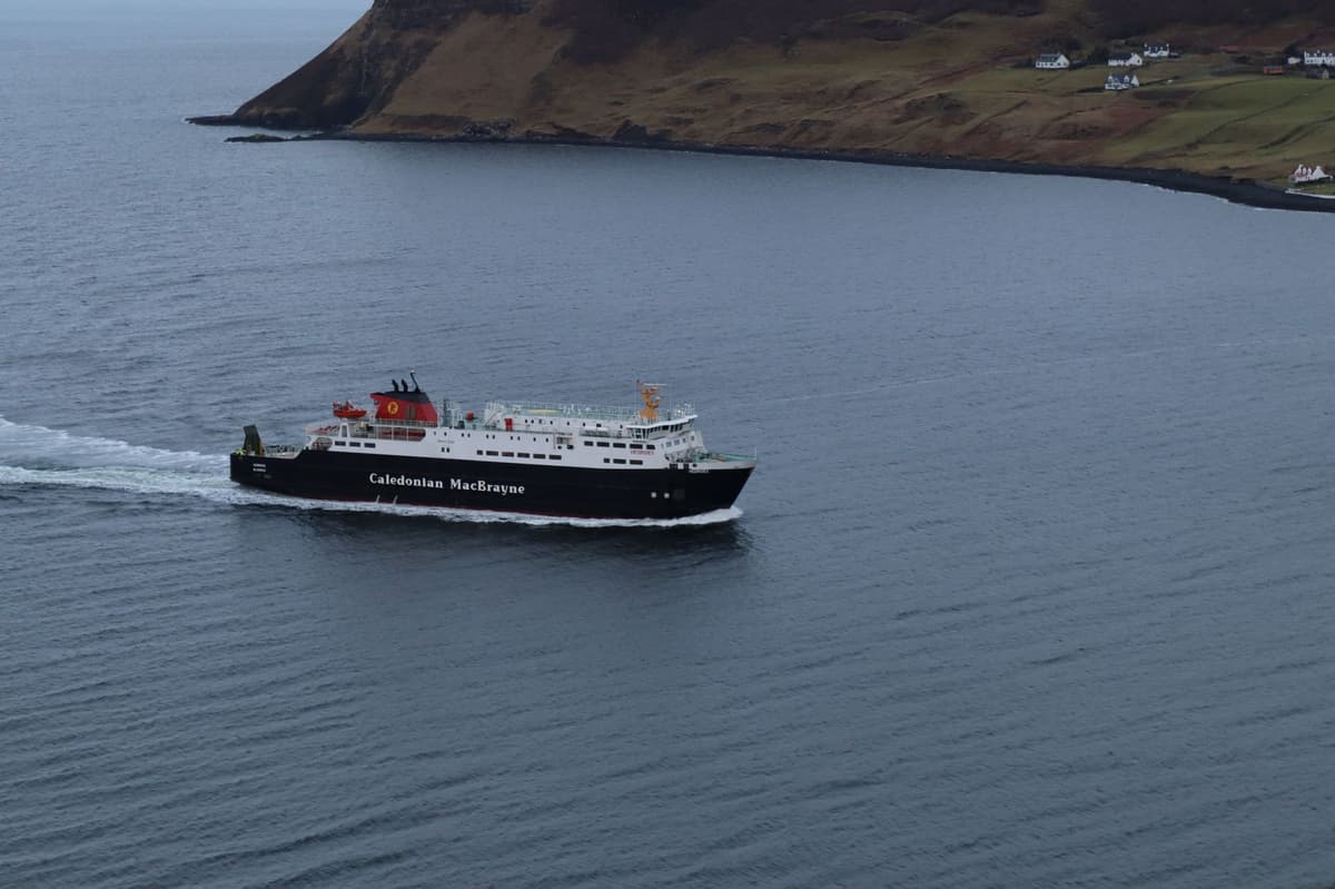 CalMac ferry Hebrides suffers further multiple faults a day after gearbox repairs completed trib.al/bOKSprN