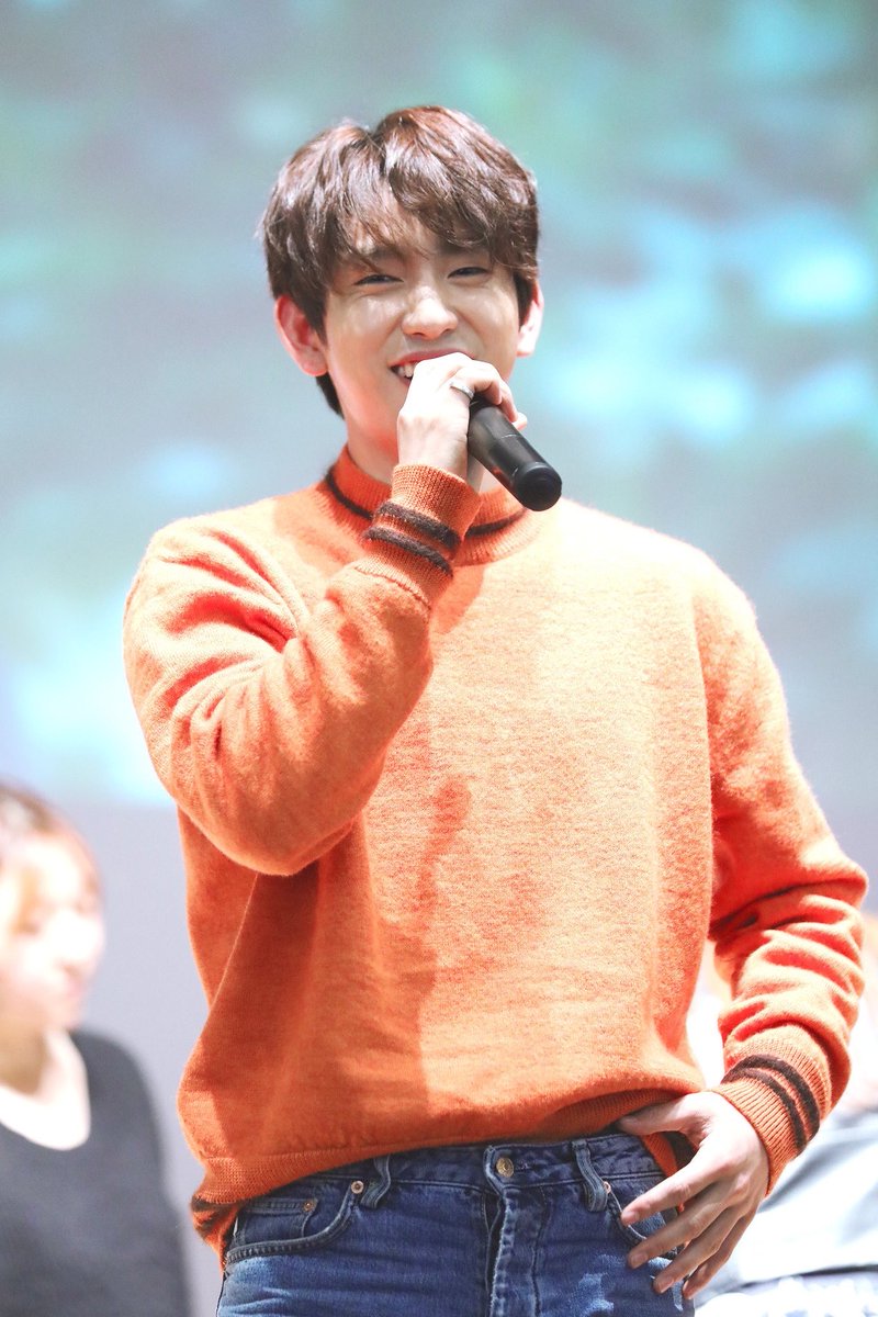 ☀️🧡 tweet media