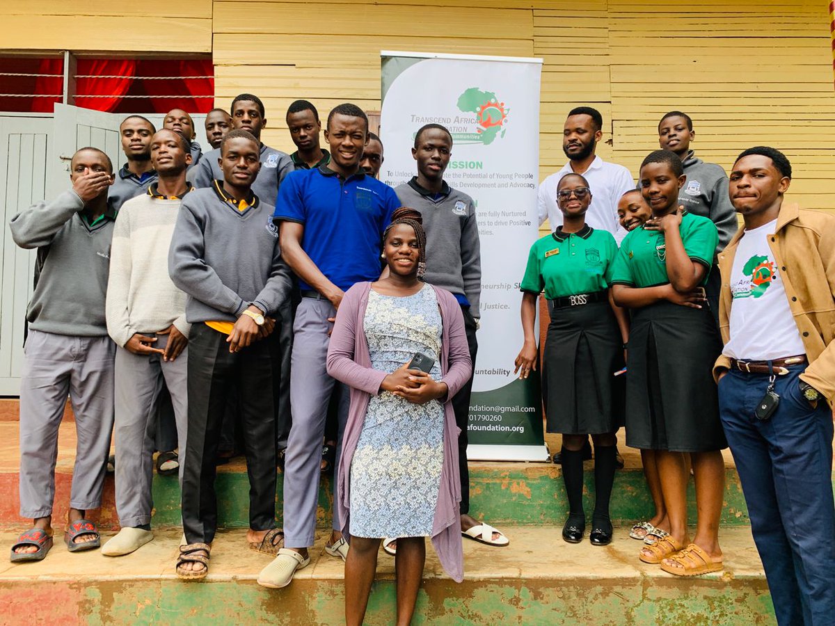 TranscendAfric's tweet image. Today, we took the #YouthWithPurpose Mentorship Program to Lake Side College, Luzira.
We spent the day with Senior Four, Five, and Six students holding real conversations about Online Safety, Leadership, Career Guidance and #SRHR.