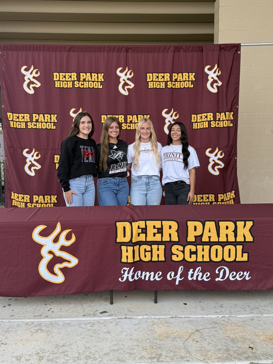 Deer Park Softball tweet media