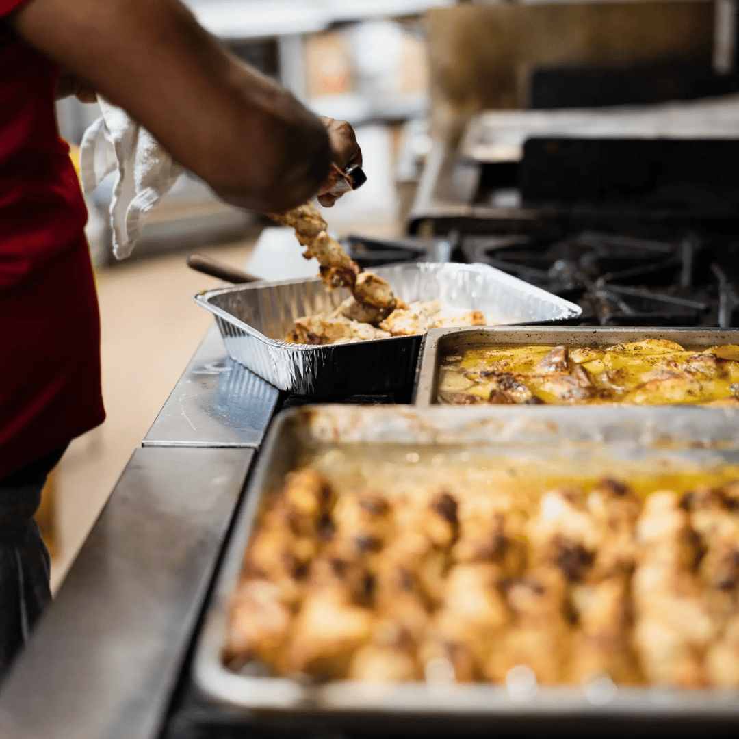 Frederic1Alicja's tweet image. Make this Mother's Day truly special! ✨ Treat Mom to a celebration filled with love, laughter, and flavors she'll adore! 
Dine in with us, or place a catering order so you can party at home! ❤️

#KrystosModernGreekCuisine #OntarioEats #CelebrateWithUs krystos.ca