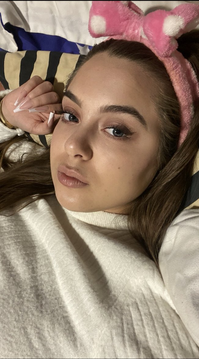 Alexis Pixie tweet media
