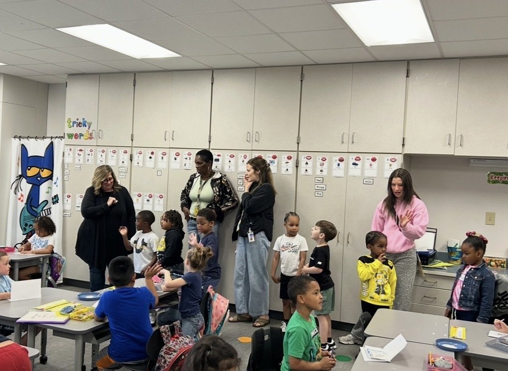 Lowell Elementary tweet media
