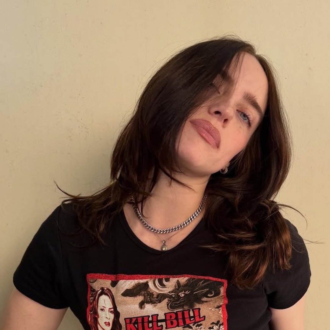 to pasme q ela emagreceu mto dps que saiu da turnê, dizem q o jet leg q deixa a pessoa desregulada, mas de qualquer forma, linda uma plincesa