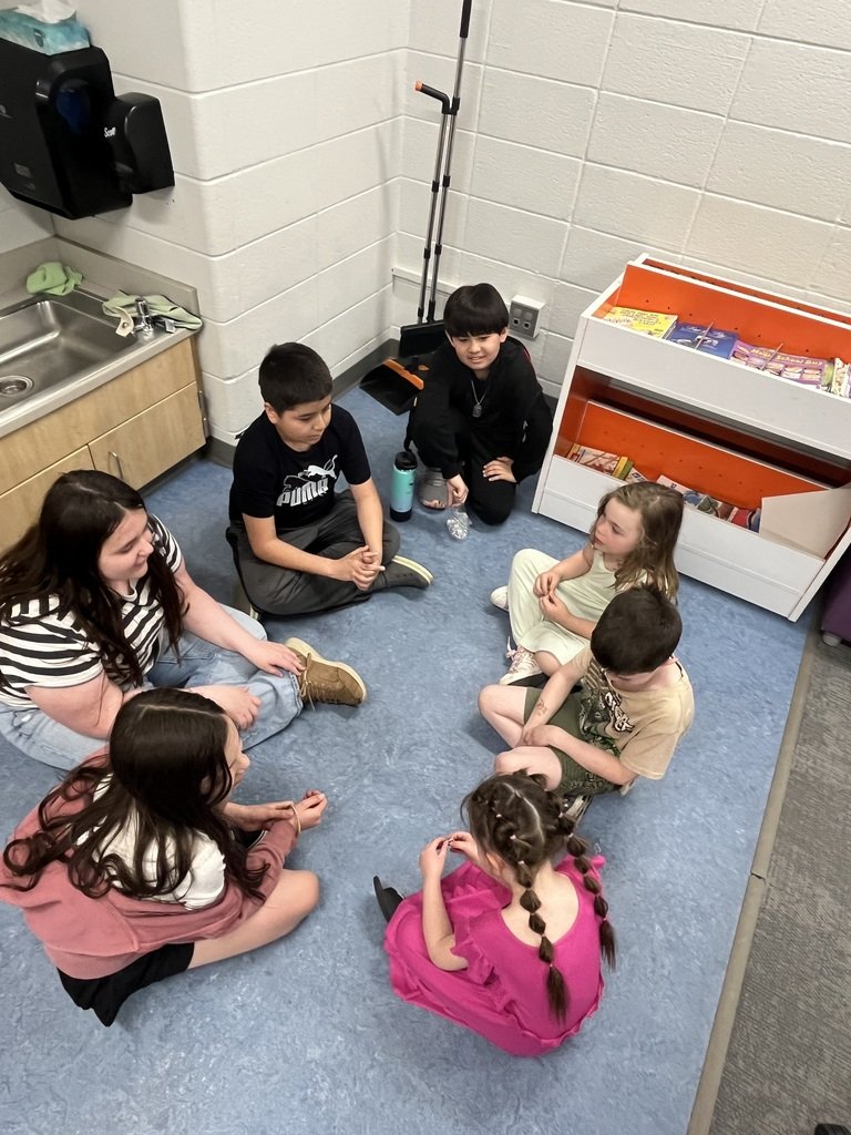 nbapschools's tweet photo. NBAMS 6th grade Spanish students spent a week creating games to teach Kindergarten Spanish students basic conversation words. The 6th graders then visited the Ed Center and spent the class period teaching and playing their games with the younger students. Sounds like fun! https://t.co/hxbn3hKzhn