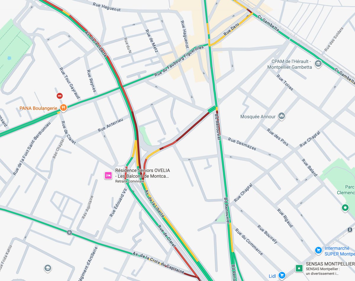 O_loZol_O's tweet image. 18h toujours dans le dur ! 

Comme tous les jours, et toujours aucune réaction de @montpellier_, @Montpellier3m ni @MDelafosse 

Nettement plus prolixe quand il s'agit de dilapider nos impôts ... 2500€ par an de taxe foncière pour être prit pour de merde à ce niveau, çà pique!