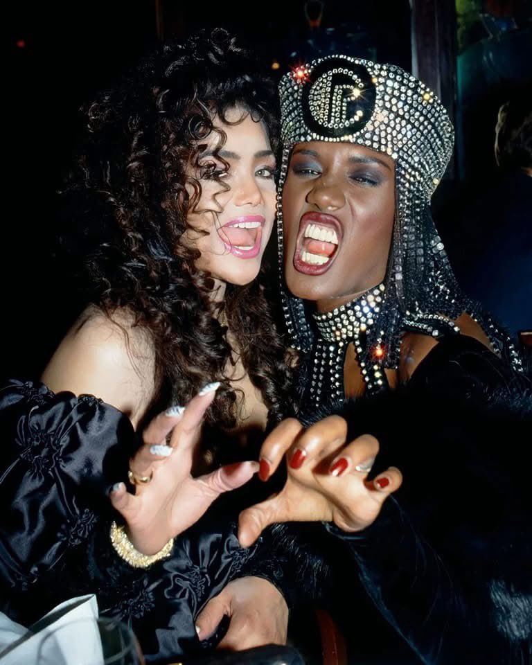 𝚘𝐟𝚏𝐭𝚑𝐞𝚠𝐚𝚕𝐥𝚋𝐛𝚢 tweet media