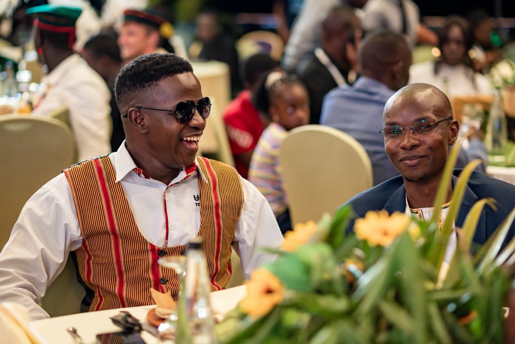 SundiHkm's tweet image. 6. You’ll meet the storytellers — the guides, lodge owners, cultural leaders, and creators actually shaping Ugandan tourism.

The people who wake up every day on the ground: tour operators, the lodge owners, the cultural leader keeping a ritual alive for visitors. These are the