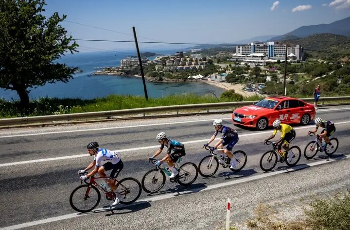 ZXCycling's tweet image. 🇹🇷@tourofturkiye stage 1

Inctedible stage by 🇪🇷M.Girmay, as he was most combative rider of this stage, last caught by peloton, and now in top 3 in both Sprint and Climb Classifications! Bravo Mewael keep ride with this way!

@akberetzebeyto @itsEritrea #cycling