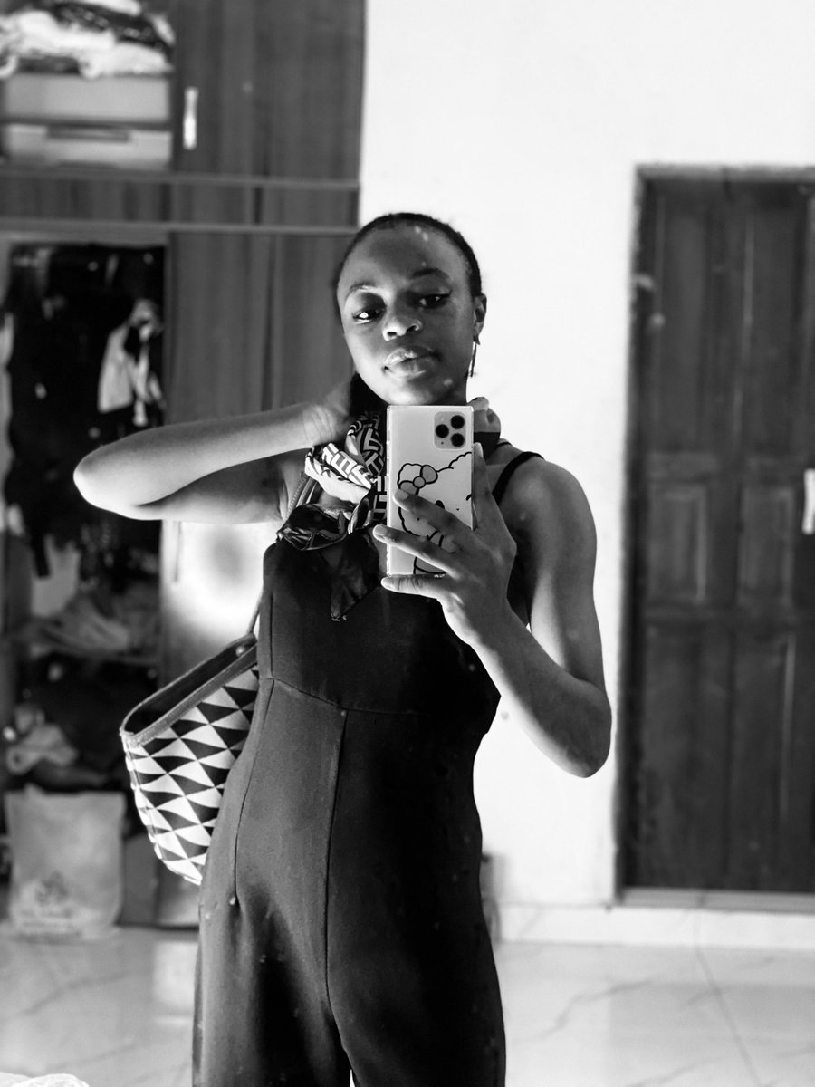 Commy_LFC tweet media