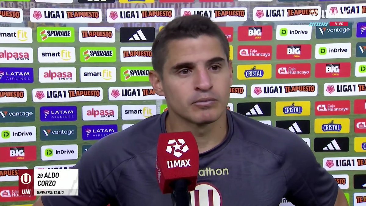 Corzo tiene todo mi respeto y gratitud. Sindo su último año en la "U" y sin jugar, es el que da la cara en el peor momento del equipo y no para justificar lo malo, sino para pedir disculpas al hincha. Él que lo dio todo, está dolido y no merece irse con su equipo jugando así.