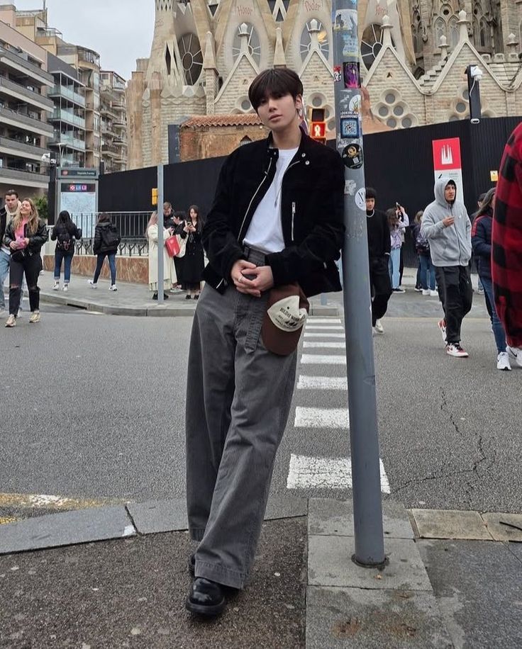태 리 tweet media