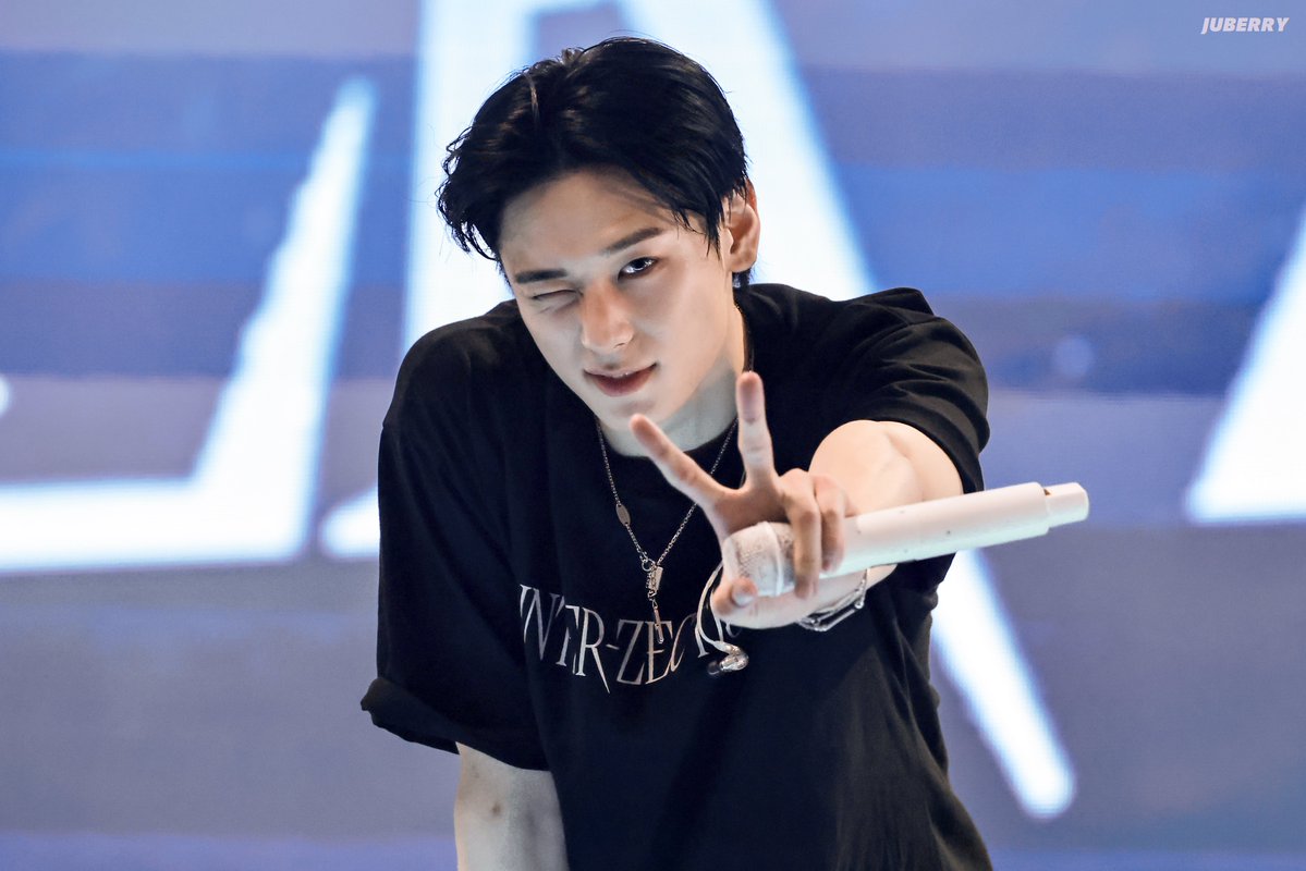 𝑱𝒖𝒃𝒆𝒓𝒓𝒚🍓 tweet media