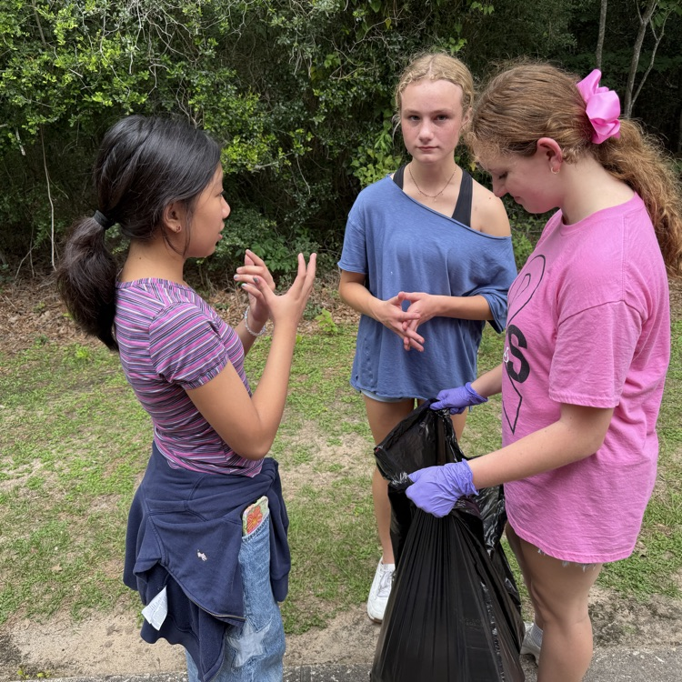 HumbleISD_CMS's tweet photo. NJHS rolled up their sleeves and cleaned up our campus Friday! ππ§€ With over 20 lbs of trash collected, these Colts showed what service and pride look like in action. #TheColtWay https://t.co/7wkAIH12Xb