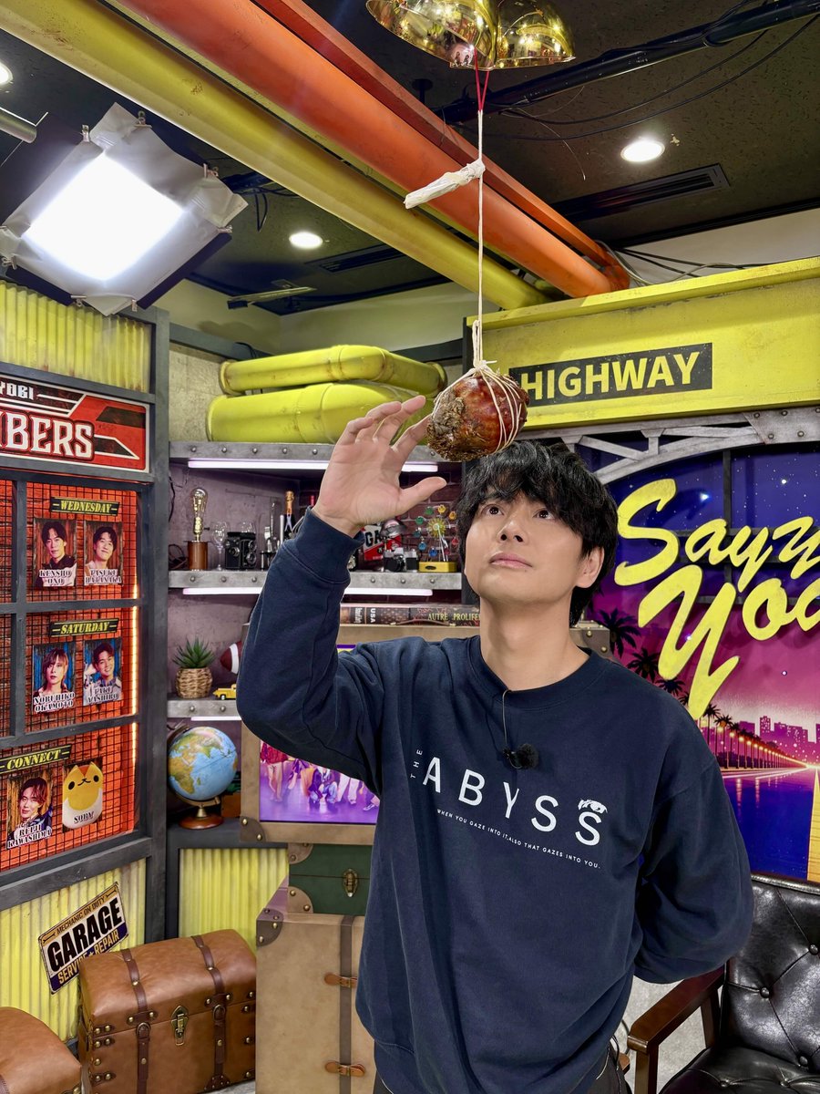 aslebenOfficial's tweet photo. #榎木淳弥 が月曜MCを務める #声優と夜あそび🥂✨
今週もご視聴ありがとうございました！

#安元榎木と夜あそび https://t.co/dYm5tooy8Y