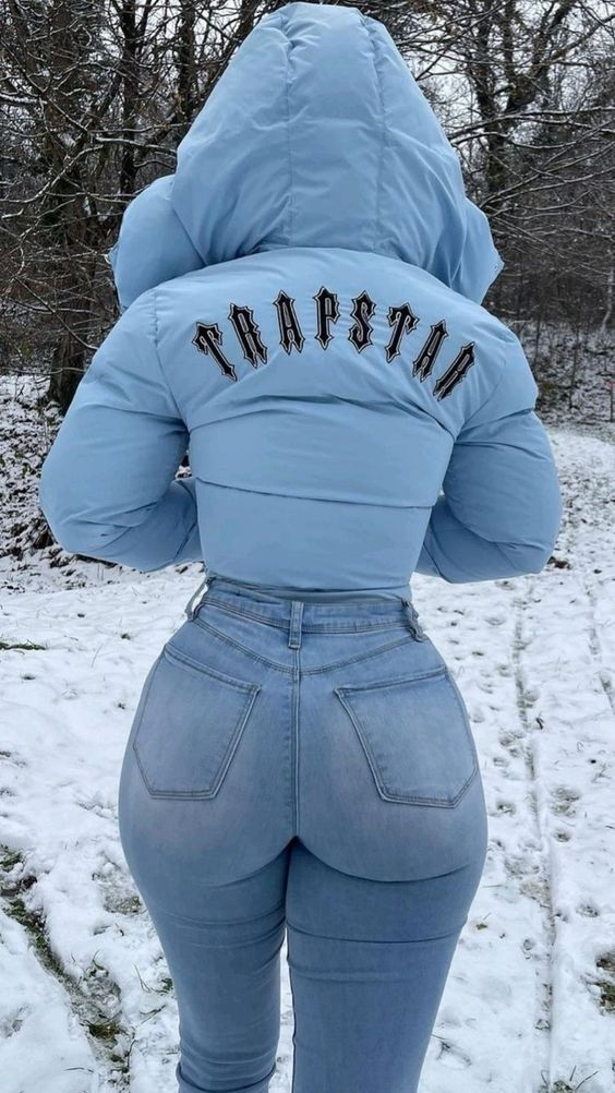 Alexandra Bush tweet media