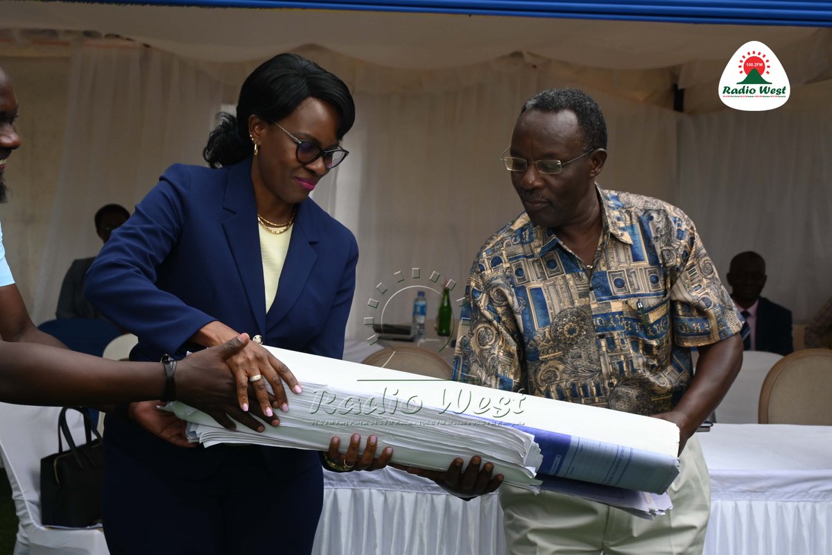 Radio West 100.2 FM tweet media