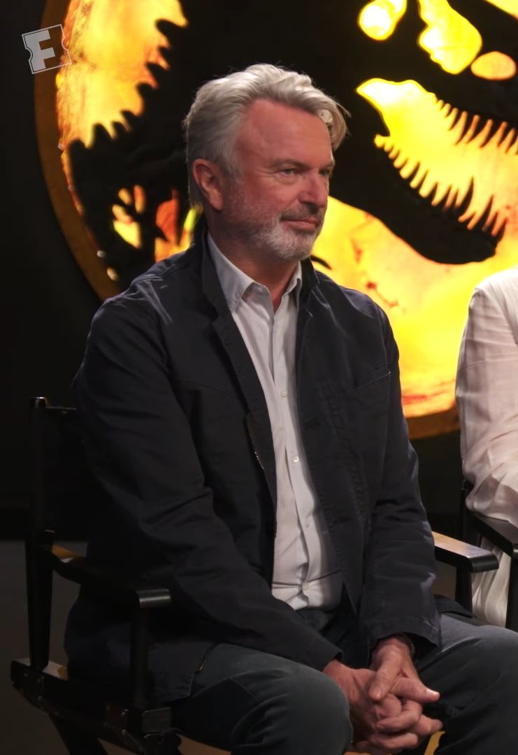 Erin 🦕 tweet media