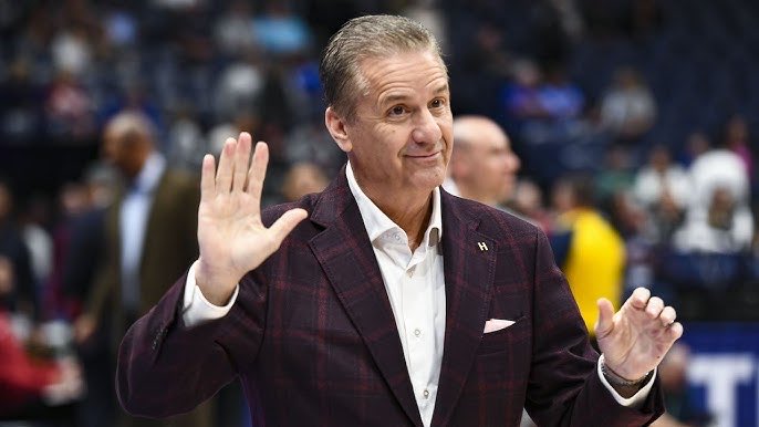 Arkansas’ incoming #1 ranked recruiting class:

5⭐️ Jordan Smith Jr. (#2 overall)
5⭐️ Miikka Muurinen
5⭐️ JJ Andrews
5⭐️ Abdou Traore

John Calipari’s NINTH #1 recruiting class since 2009.