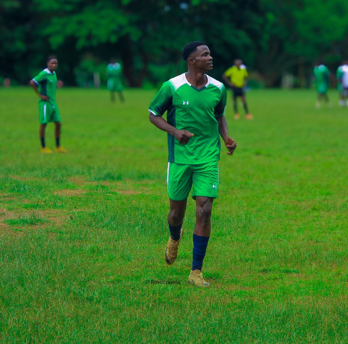 legendsoftheepl's tweet photo. Call him the OG😇⚽️
Huyu ni moto wa kuotea mbali🔥🔥 https://t.co/IL1pRxsDME
