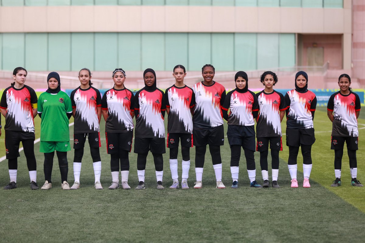نادي منجم المواهب الرياضي سيدات ⚽️🏐🏀🏊 tweet media
