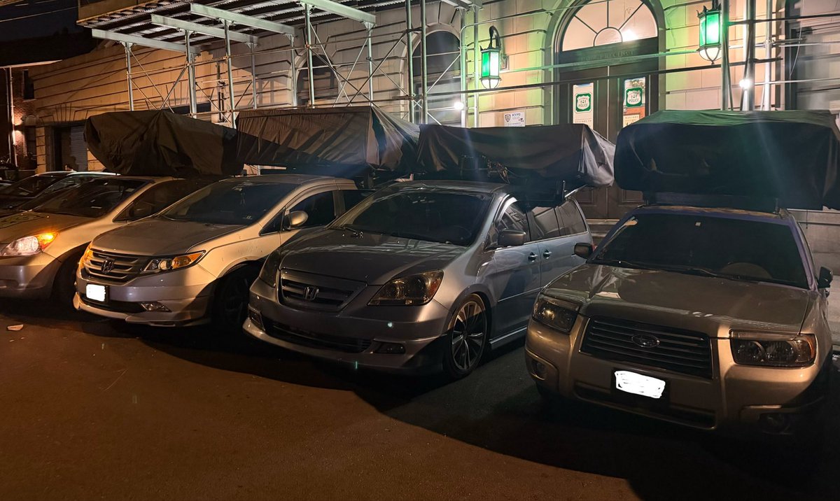 NYPD110Pct's tweet image. Last night, Officers observed multiple cars playing loud music at 127 St &amp;amp; Willets Point Blvd. They took immediate action issuing summonses &amp;amp; confiscated 4 cars with giant speakers. Another 12 cars were seized for further investigation. #Elmhurst #Corona