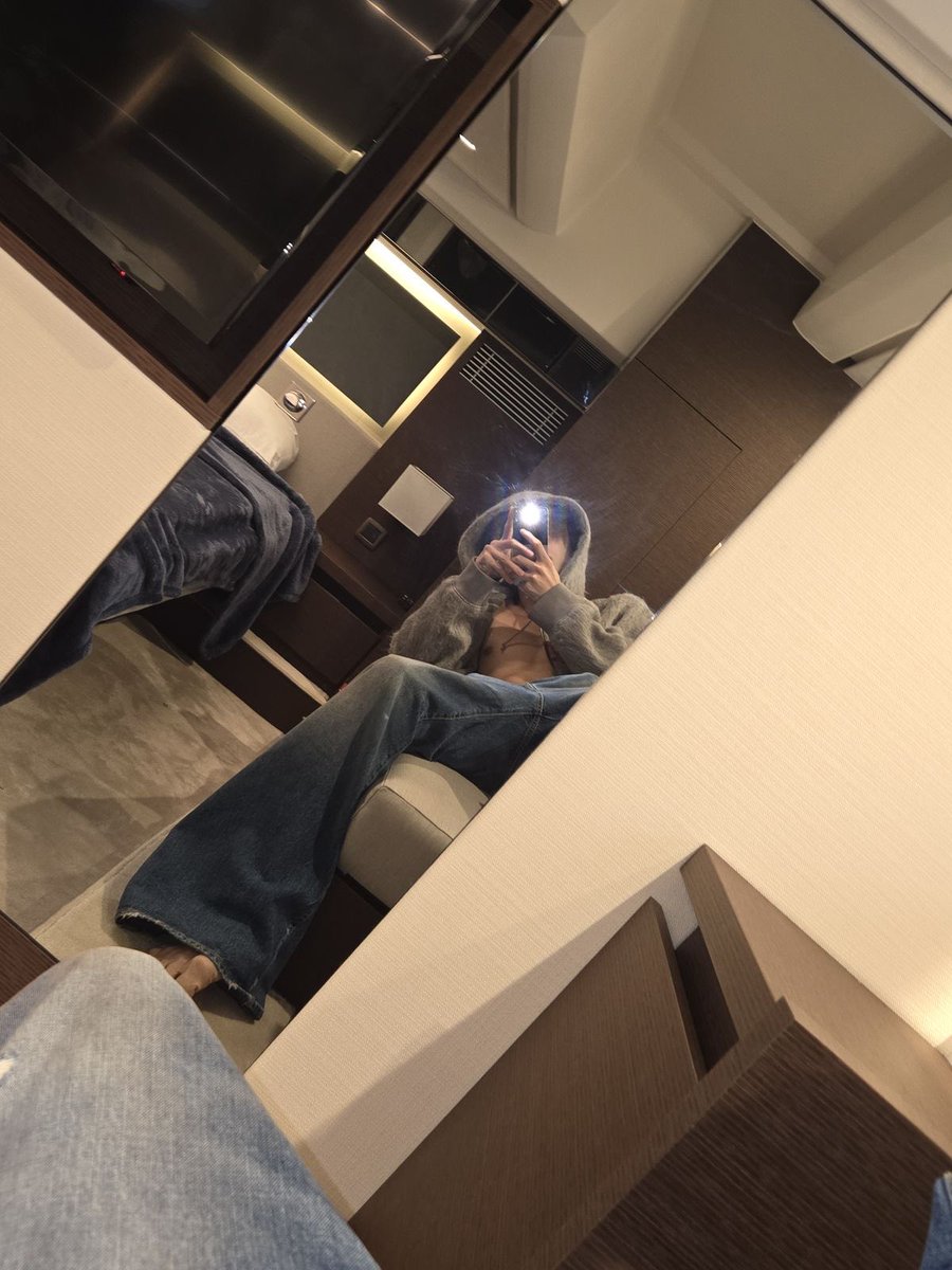Yeonjunr's tweet photo. ️️ 

️️ https://t.co/2Vayvxf03x