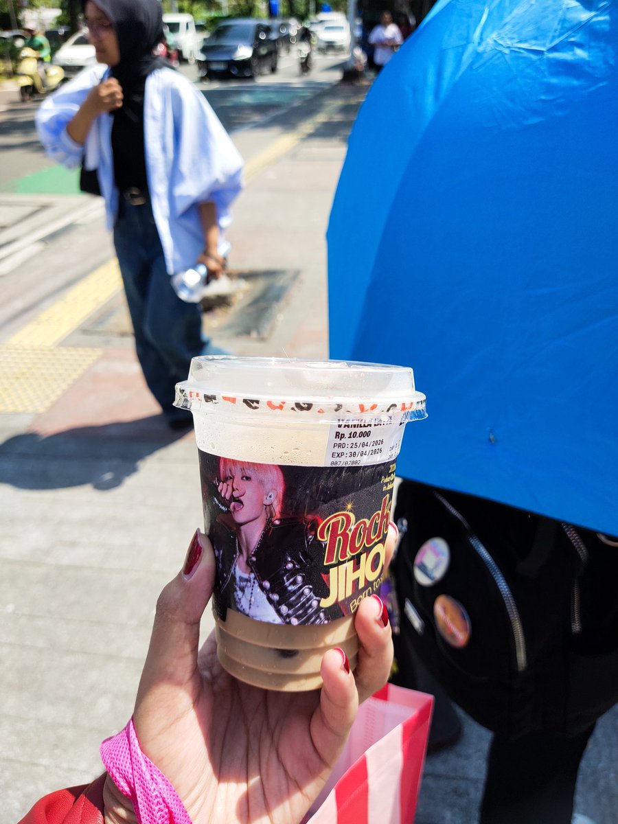 hwanzzn || pls mt after dm tweet media