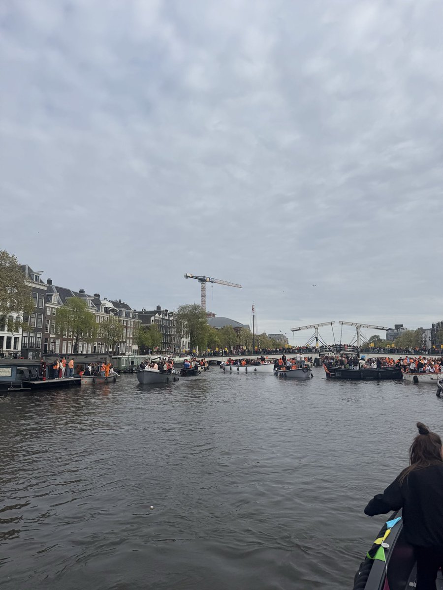 CryptoMichNL's tweet image. Kingsday is such a great day.

Amsterdam celebrates. #Bitcoin bull market