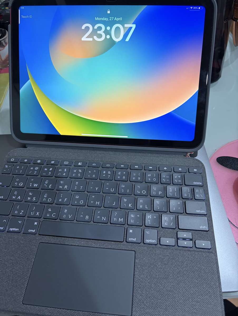 บอนบอนเด็กเนิร์ด tweet media