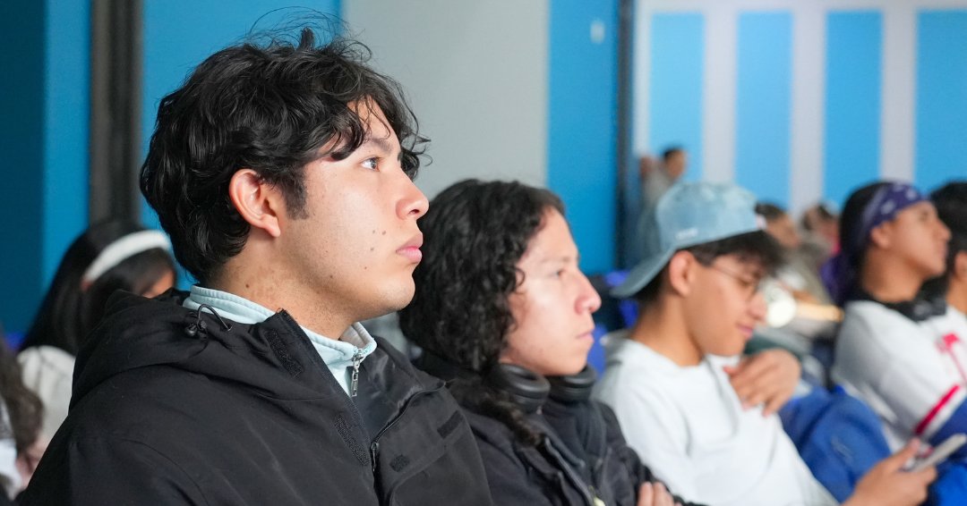 Unicafam tweet media