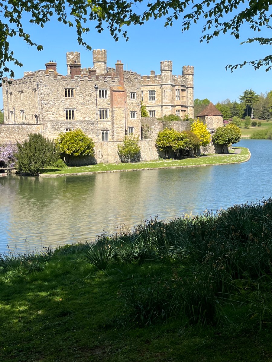 JulieSkillen's tweet photo. #AlphabetChallenge
#WeekQ for Queens #LeedsCastle
Home of Queen Catherine of Aragon https://t.co/A79wki7kGM