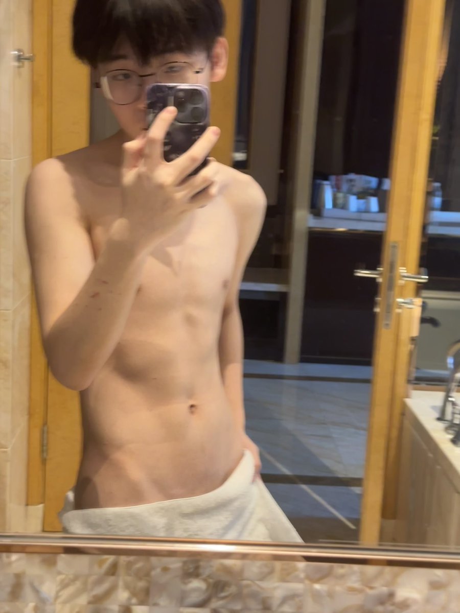 曾经迷人的应老师 tweet media