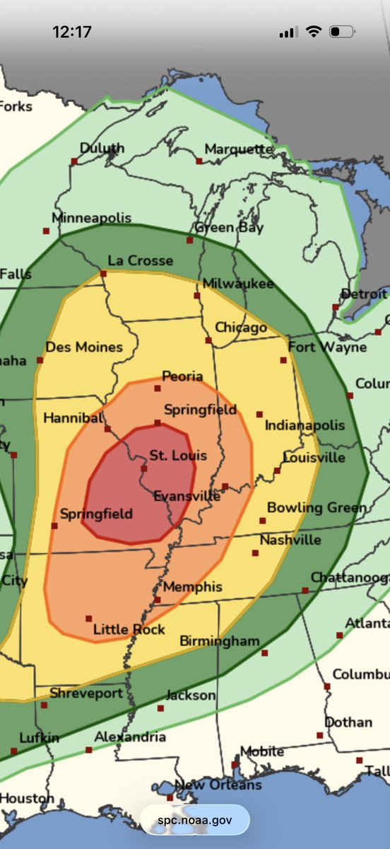 KevinWLWT's tweet image. #Cincinnati With such dynamic wind field aloft, impossible 100% say NO severe but not overly concerned. Strong winds likely struggle to surface given nearly 0 instability. Main threat west, St. Louis- Evansville-Memphis west of I-65.  #WLWT #wlwtweather #mostaccurate15 #Cincywx