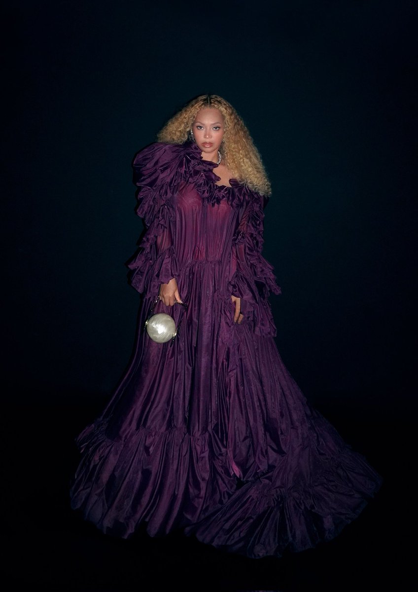 𝔠𝔢𝔯𝔰𝔢𝔦 🎸 tweet media