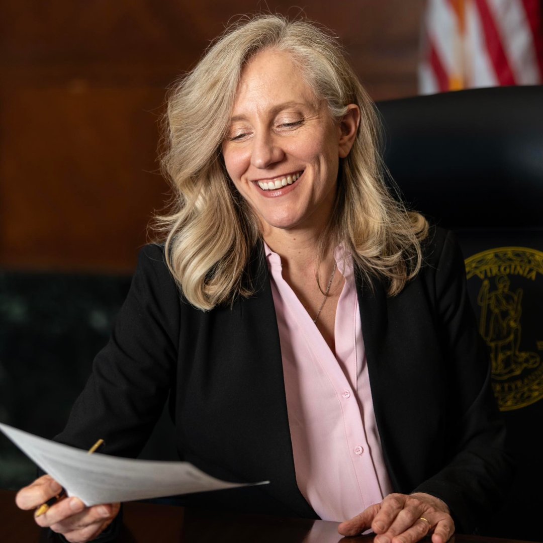 Democrats tweet media