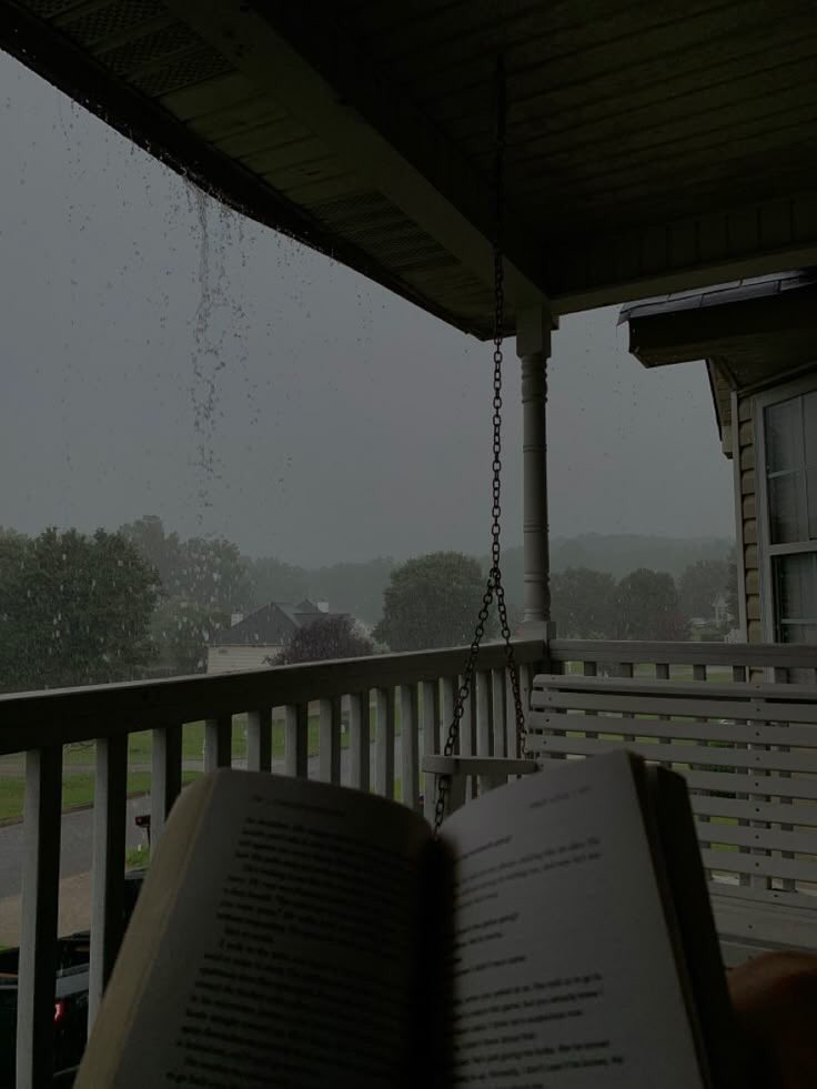 elyradream's tweet photo. i love rain https://t.co/5goRgyPlPJ