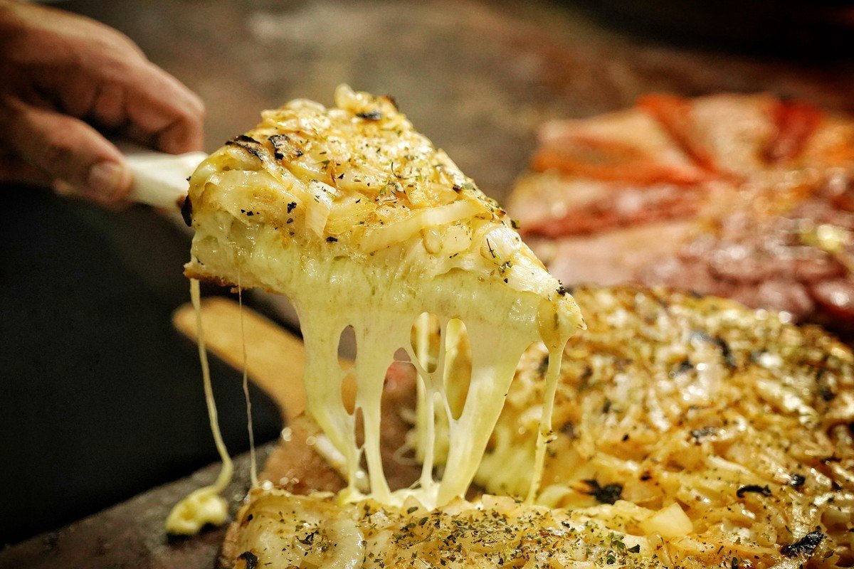 🚨 LA FUGAZZETA SE AGRANDA: TENDRÁ SU PROPIO FESTIVAL Y YA COMPITE EN EL MUNDO

• 🍕 Nacida en La Boca, gana reconocimiento internacional y debutó como categoría en un campeonato en España

• 🇦🇷 El 24 y 25 de mayo tendrá su primer festival en CABA, con entrada gratuita,