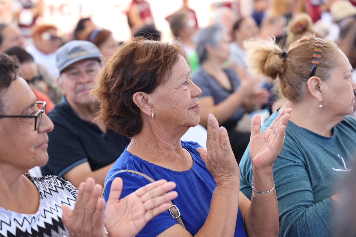 Andrea Chávez tweet media