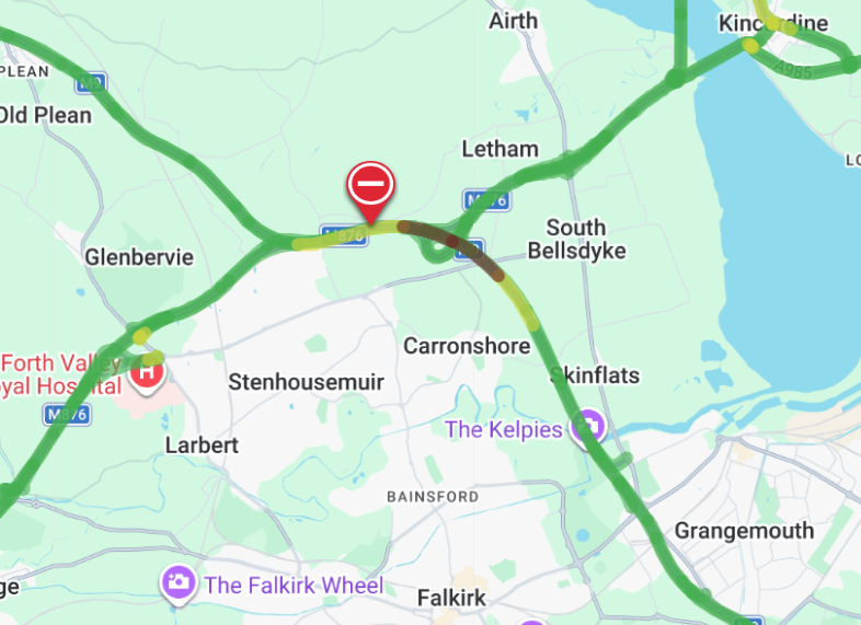 trafficscotland's tweet photo. NEW❗️⌚️17:30

🛣️#M9 Junction 7 

⛔️CLOSED Westbound due to a road traffic collision 

🚔Emergency services are at scene 

Please #UseAltRoute at this time❗️

Check your route at https://t.co/5son8B9wj4 https://t.co/oFyI87UMLg