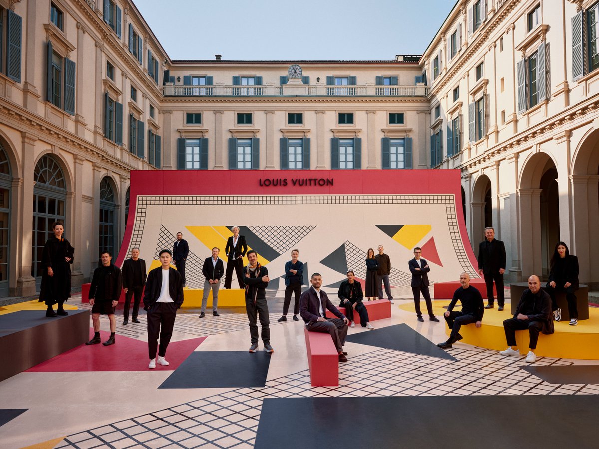aDisenoMX's tweet image. En el marco de Milano Design Week 2026, Louis Vuitton presenta su nueva colección Objets Nomades junto a sus baúles en el Palazzo Serbelloni. Las históricas salas ofrecen el escenario perfecto para estas creaciones.

Nota en: a.com.mx/louis-vuitton-…

#design