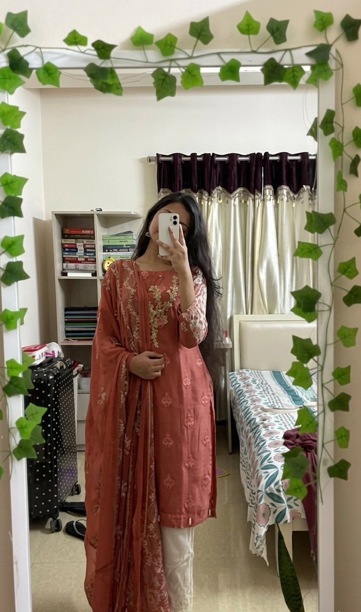 Maisha ( KOMA ) tweet media